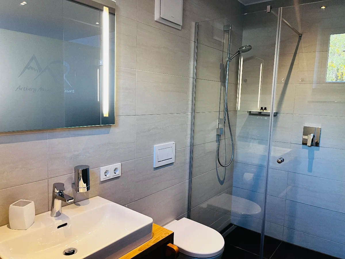 Bad mit Dusche
